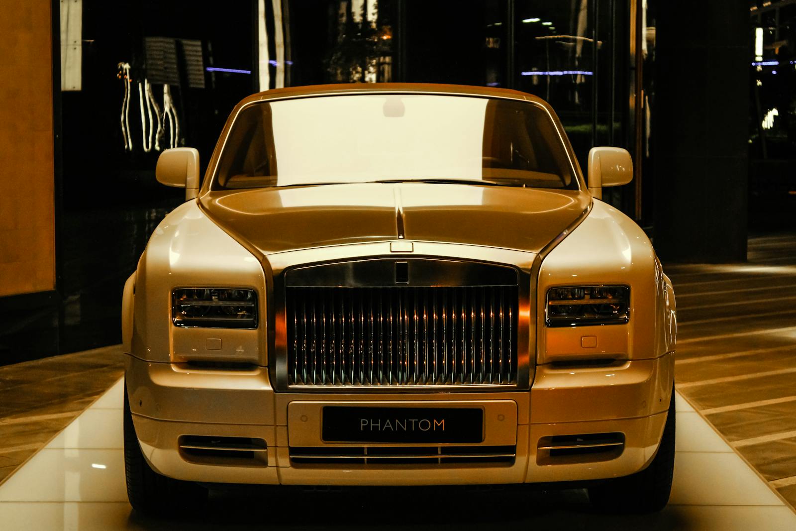 Rolls Royce Phantom
